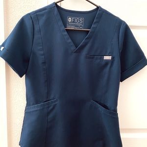 FIGS Navy Scrub Top
